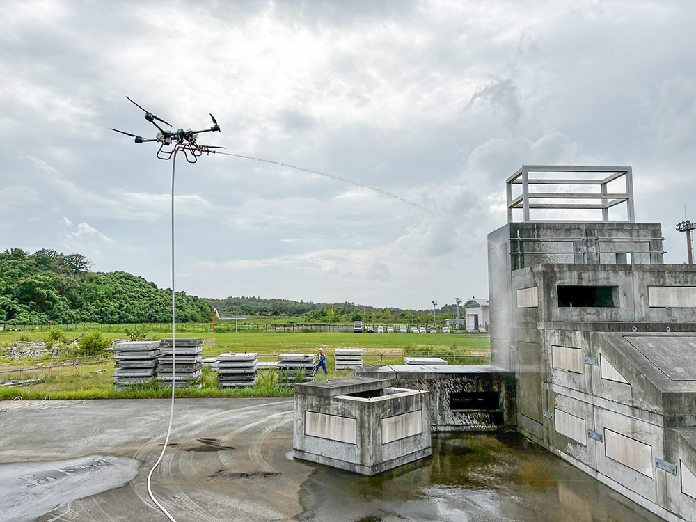 Cesur-Ⅲ（シーザー3）の放水テストの様子 | エクセディ 新商品ポータルサイト
