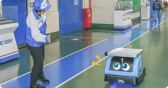工場での運搬業務に活躍するパワフルロボット｜Neibo公式サイト